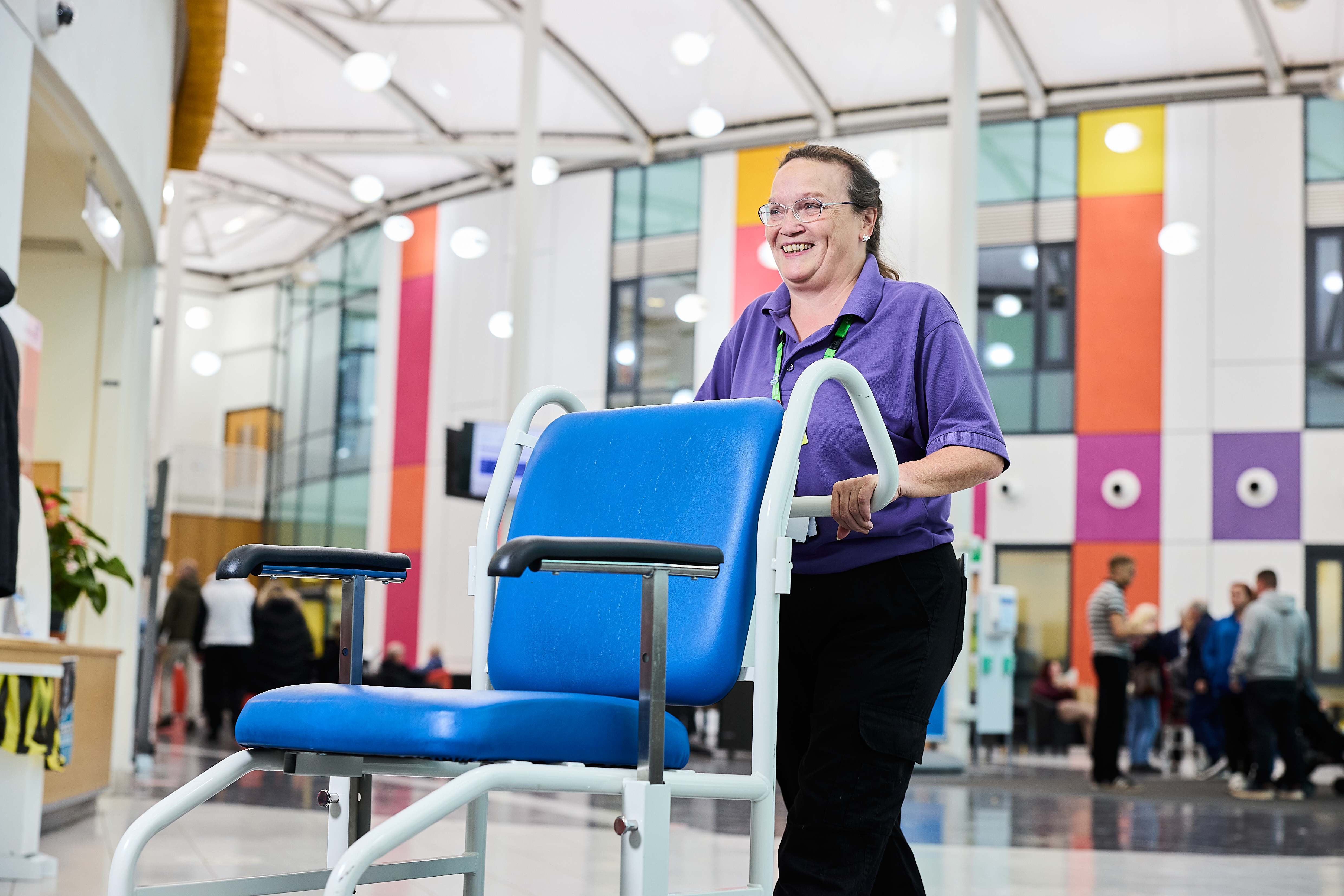 Healthcare logistics, portering and helpdesk